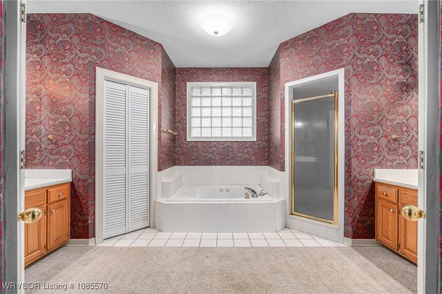 1912 Parkridge Drive, Van Buren, AR 72956