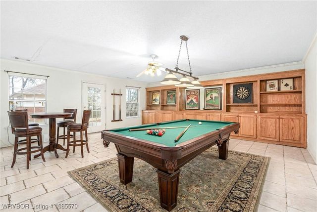 1912 Parkridge Drive, Van Buren, AR 72956