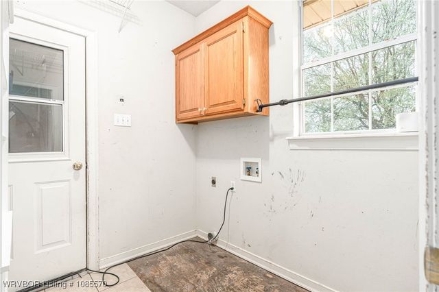 1912 Parkridge Drive, Van Buren, AR 72956