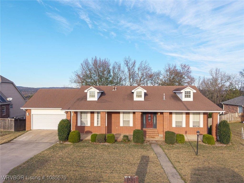 1912 Parkridge Drive, Van Buren, AR 72956