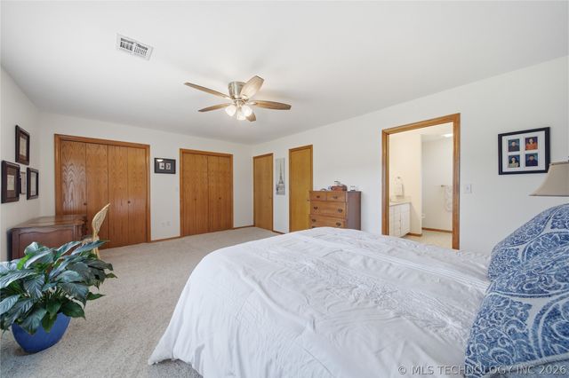 620 Grove Crest Road, Pryor, OK 74361