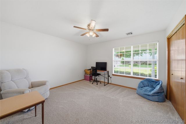620 Grove Crest Road, Pryor, OK 74361