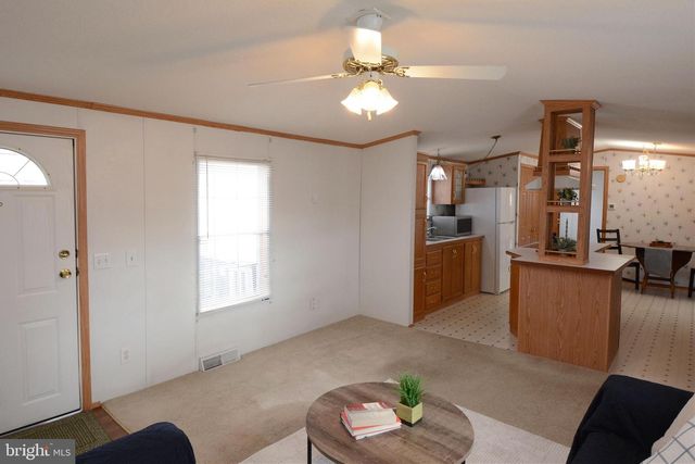 3005 WALNUT LN, Telford, PA 18969