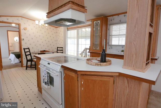 3005 WALNUT LN, Telford, PA 18969