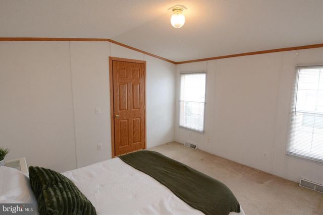 3005 WALNUT LN, Telford, PA 18969