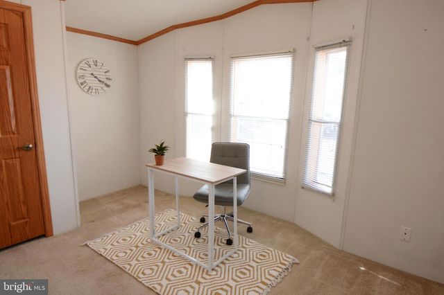 3005 WALNUT LN, Telford, PA 18969