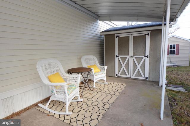 3005 WALNUT LN, Telford, PA 18969