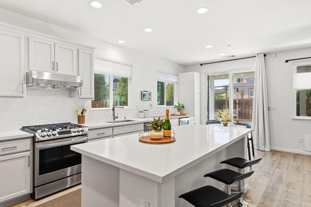 2778 Marlin St, West Sacramento, CA 95691