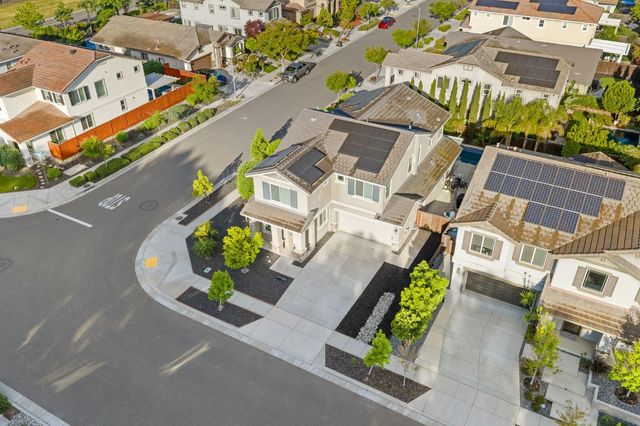 2778 Marlin St, West Sacramento, CA 95691