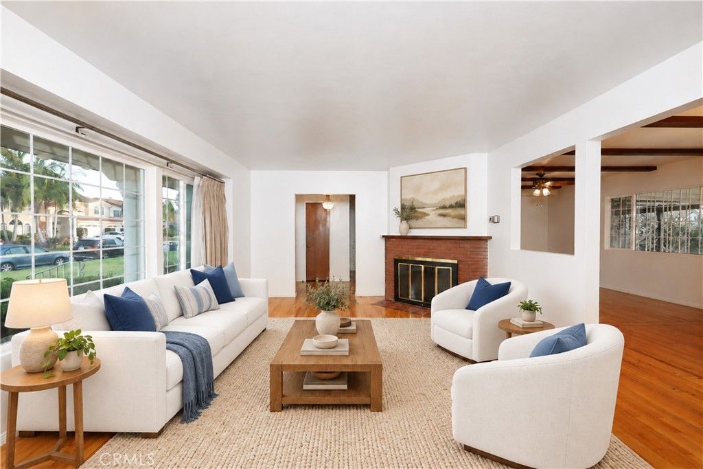 10240 Newville, Downey, CA 90241 — photo 4