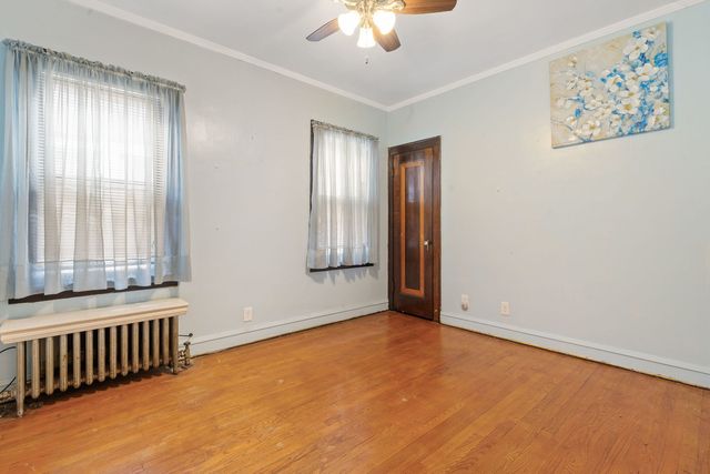7636 S Winchester Avenue, Chicago, IL 60620