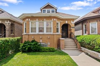 7636 S Winchester Avenue, Chicago, IL 60620
