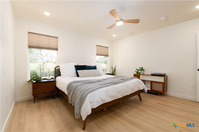 407 Tucker Street, Rogers, TX 76569