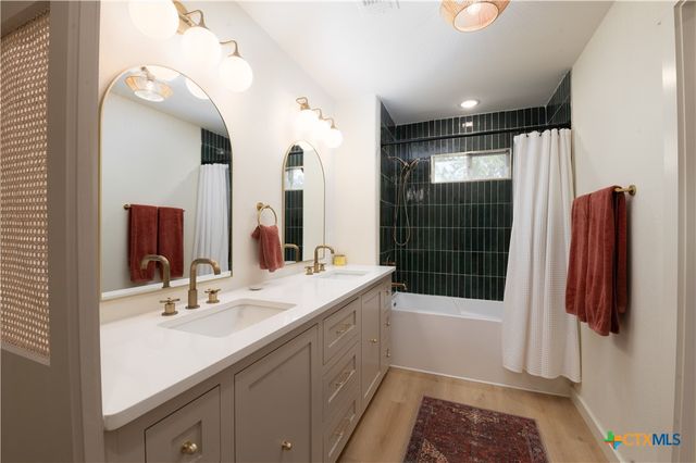 407 Tucker Street, Rogers, TX 76569