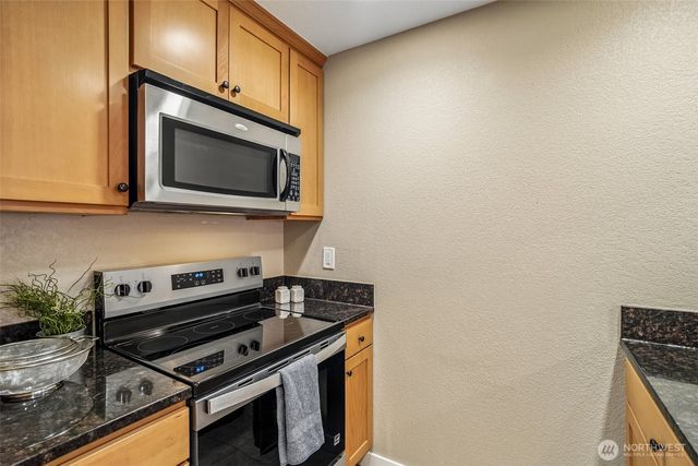 10162 NE 137th Place, Kirkland, WA 98034