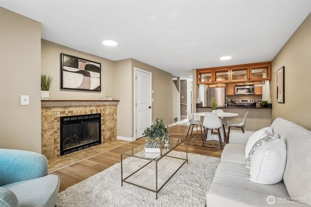 10162 NE 137th Place, Kirkland, WA 98034
