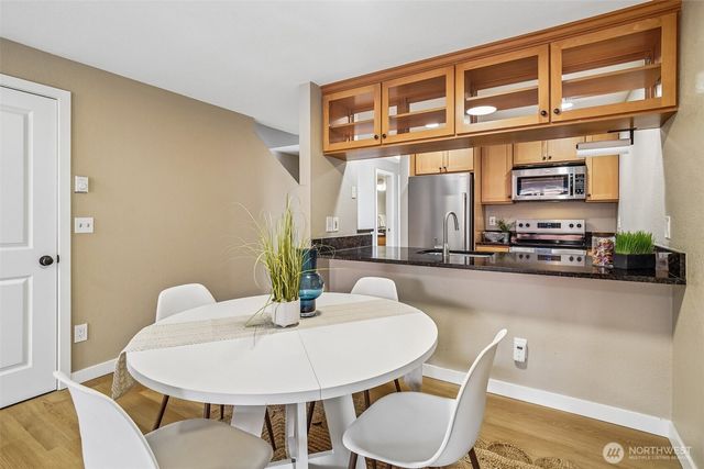 10162 NE 137th Place, Kirkland, WA 98034