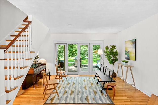 6 North Lane, Barrington, RI 02806
