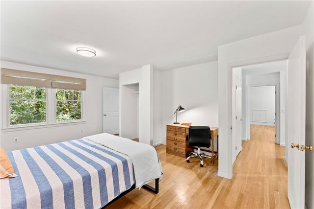 6 North Lane, Barrington, RI 02806