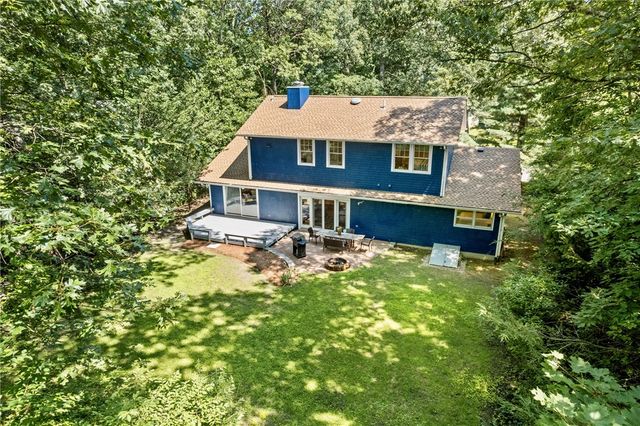6 North Lane, Barrington, RI 02806