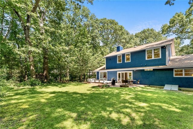 6 North Lane, Barrington, RI 02806