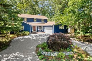 6 North Lane, Barrington, RI 02806