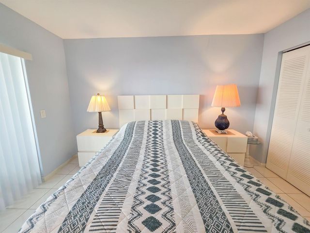 291 Norwich M, West Palm Beach, FL 33417
