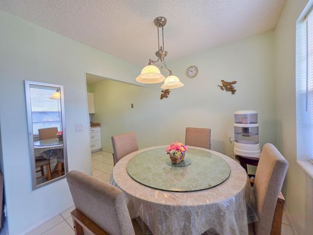 291 Norwich M, West Palm Beach, FL 33417