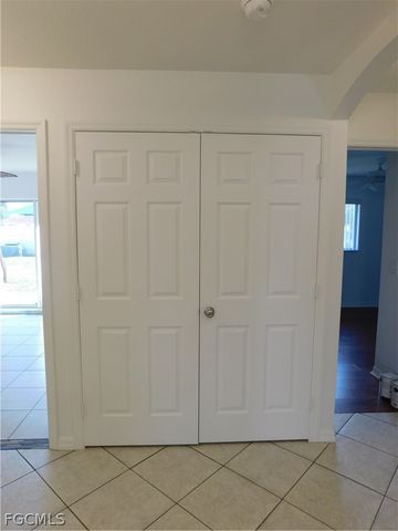 1029 SE 11th ST, Cape Coral, FL 33990