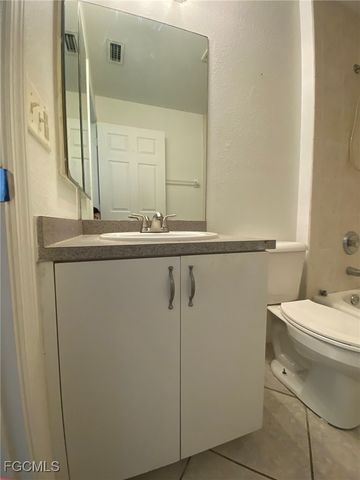 1029 SE 11th ST, Cape Coral, FL 33990