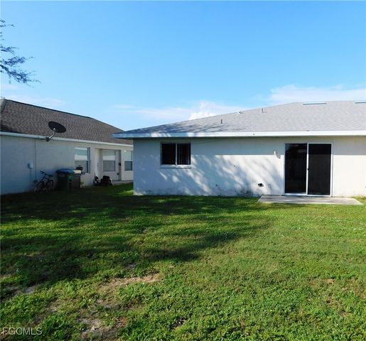 1029 SE 11th ST, Cape Coral, FL 33990