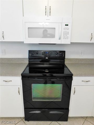 1029 SE 11th ST, Cape Coral, FL 33990