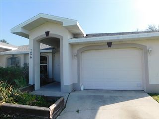 1029 SE 11th ST, Cape Coral, FL 33990