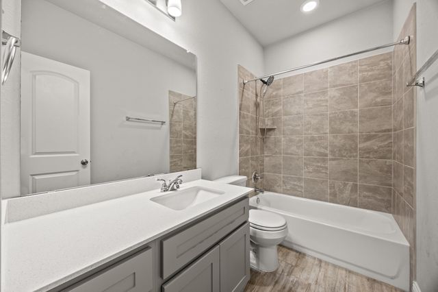 21807 Osage LN, Lago Vista, TX 78645