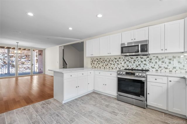 9 William Puckey Drive, Cortlandt Manor, NY 10567