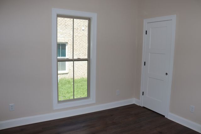 710 Southern Pine Trl, Clarksville, TN 37043