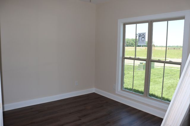 710 Southern Pine Trl, Clarksville, TN 37043