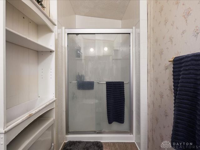 141 N Xenia Drive, Enon Vlg, OH 45323