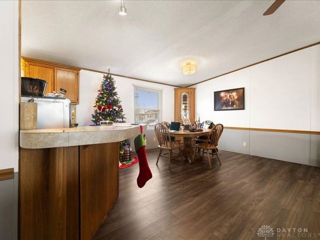 141 N Xenia Drive, Enon Vlg, OH 45323