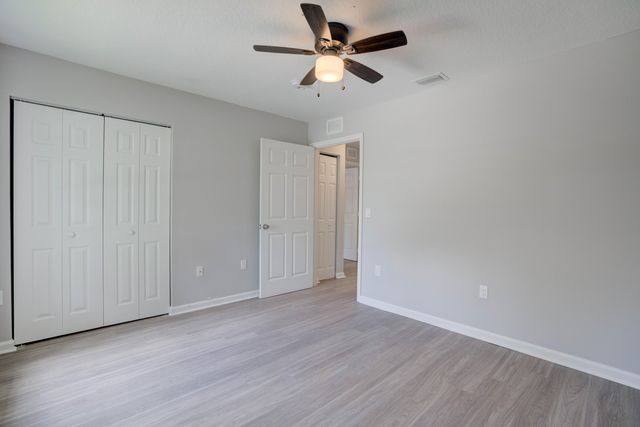 9244 Roan Lane Unit B, West Palm Beach, FL 33403