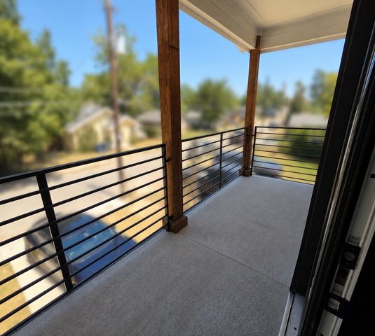 2542 Hooper Street, Dallas, TX 75215