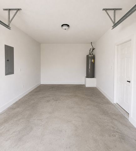 2542 Hooper Street, Dallas, TX 75215