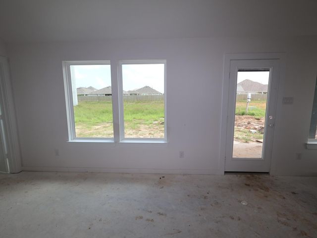 1066 Garnet Star Drive, La Marque, TX 77568