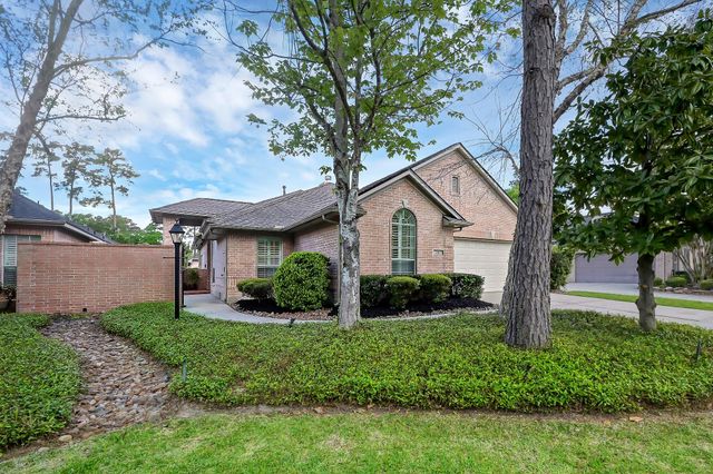 15 Rockledge Drive, The Woodlands, TX 77382