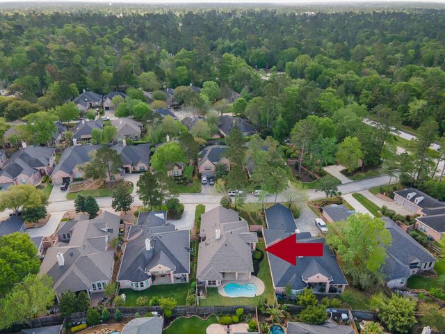 15 Rockledge Drive, The Woodlands, TX 77382