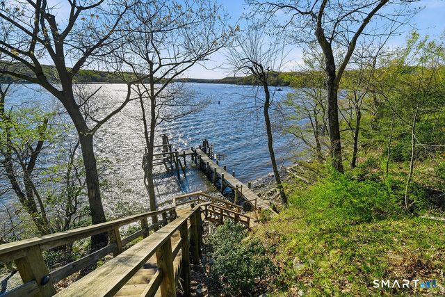 77 Joshua Lane, Lyme, CT 06371