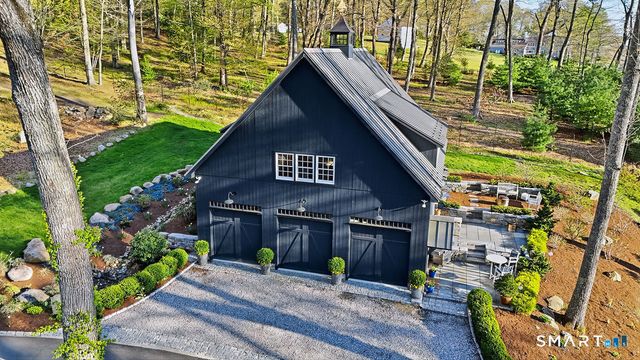 77 Joshua Lane, Lyme, CT 06371