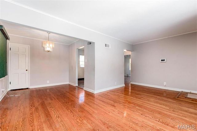 925 Riverview Boulevard, St Louis, MO 63147