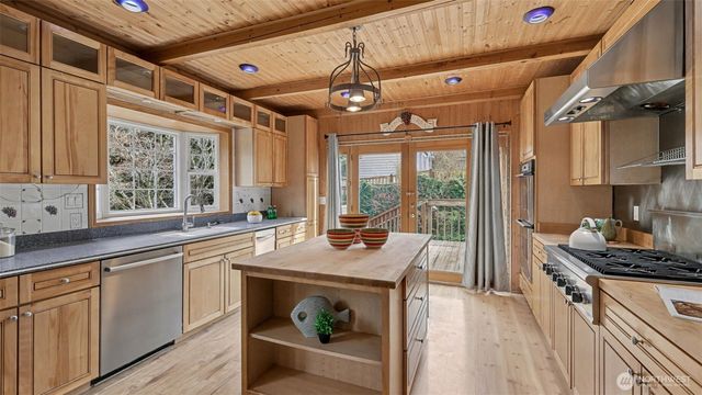 11329 Newcastle Way, Newcastle, WA 98056