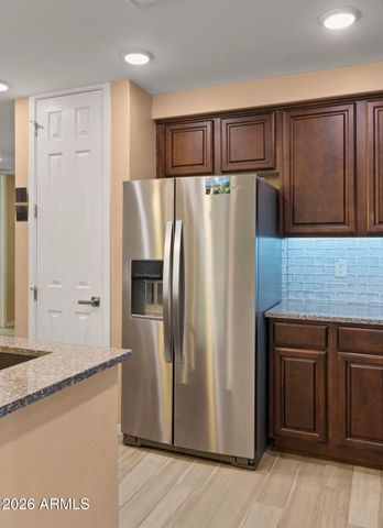 250 W QUEEN CREEK Road 108, Chandler, AZ 85248